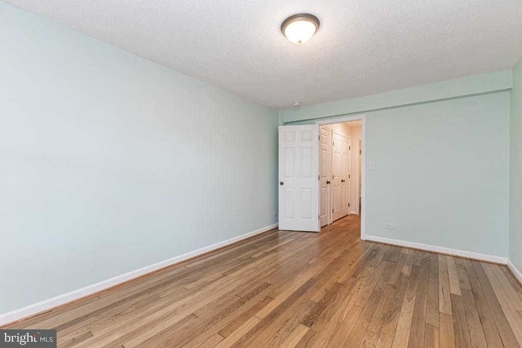 100 N George Mason Drive - Photo 21