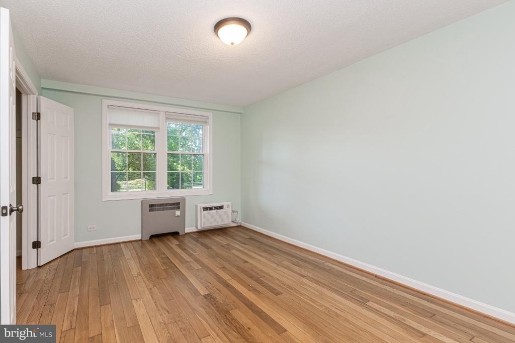 100 N George Mason Drive - Photo 17