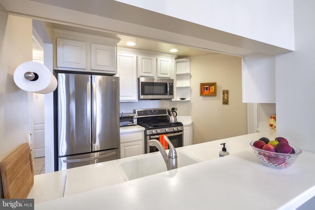 901 N Monroe Street - Photo 4
