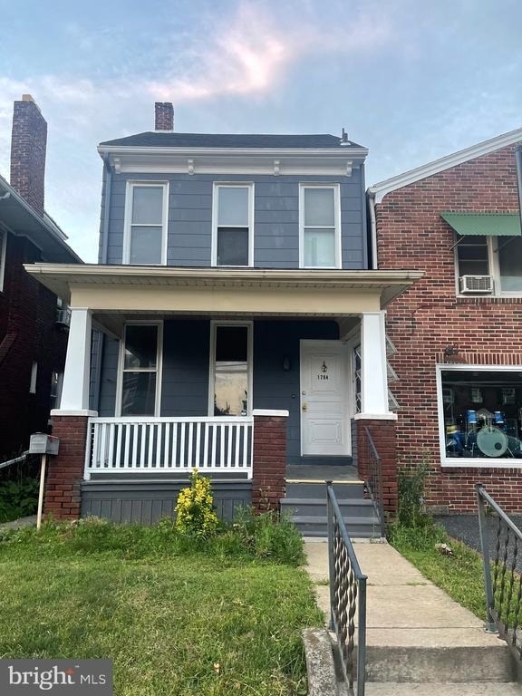 1704 W Market Street - Photo 9