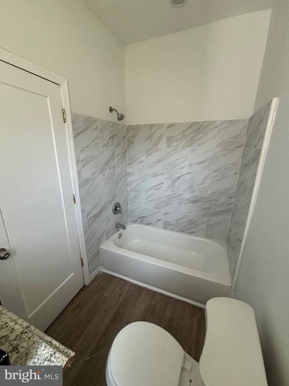4550 Wayne Avenue - Photo 5