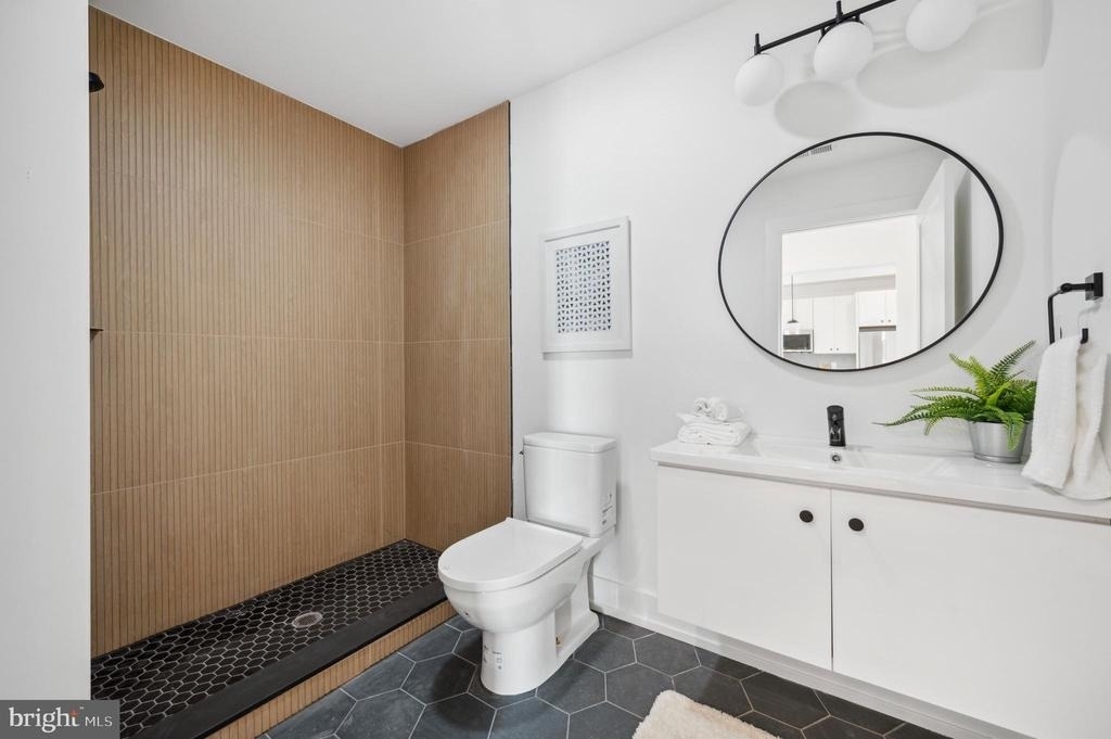 3037 Richmond Street - Photo 12