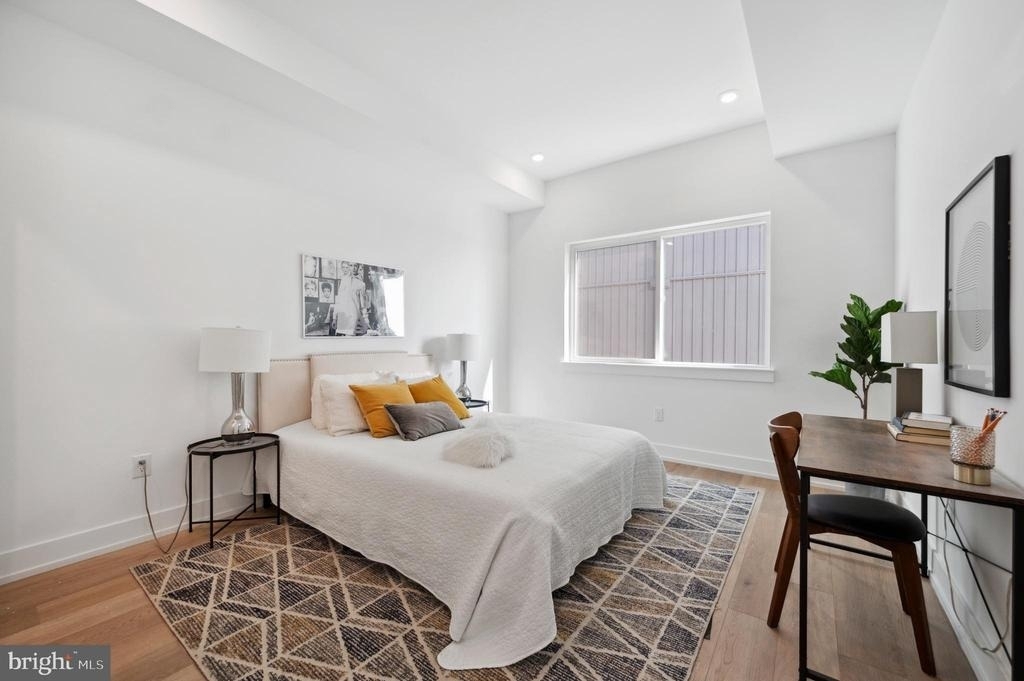 3037 Richmond Street - Photo 13