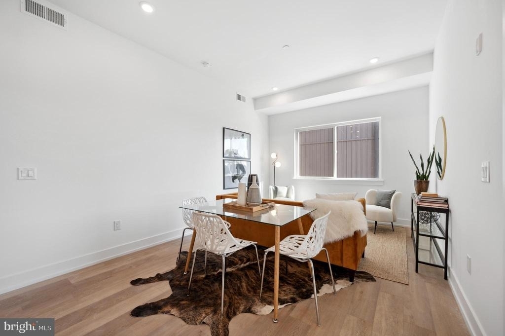3037 Richmond Street - Photo 6