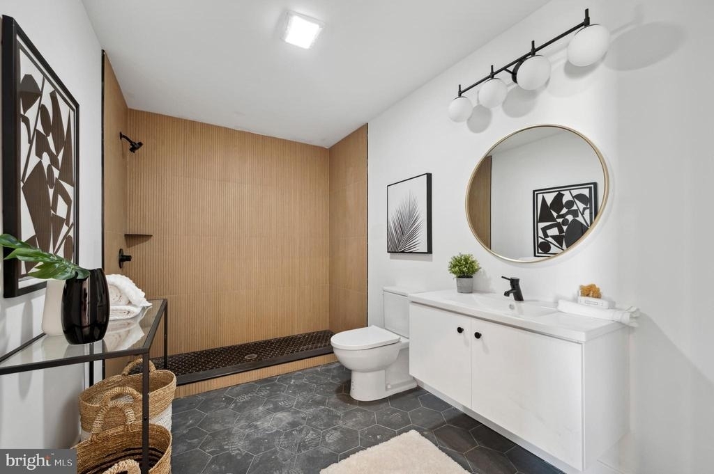 3037 Richmond Street - Photo 15