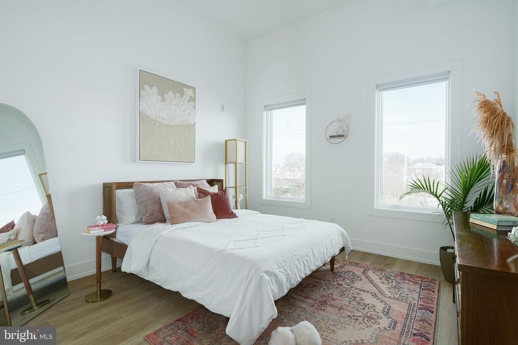 5013 Springfield Avenue - Photo 4