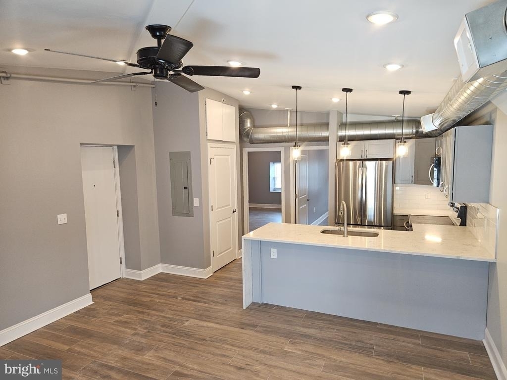 59 E High Street - Photo 1