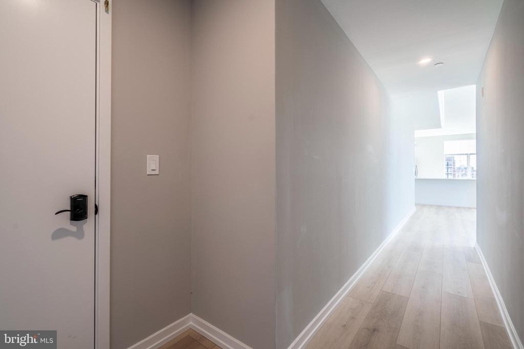 2401 Washington Avenue - Photo 2
