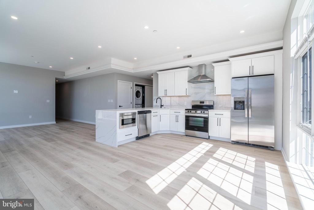2401 Washington Avenue - Photo 5