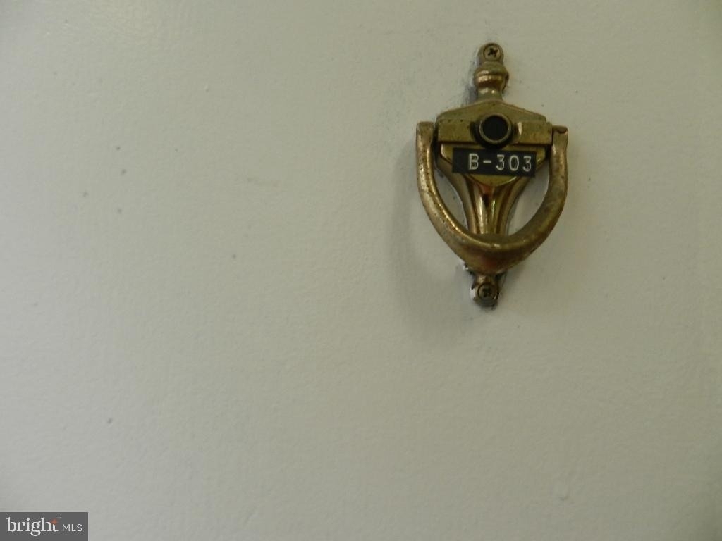 1934 Waverly - Photo 14