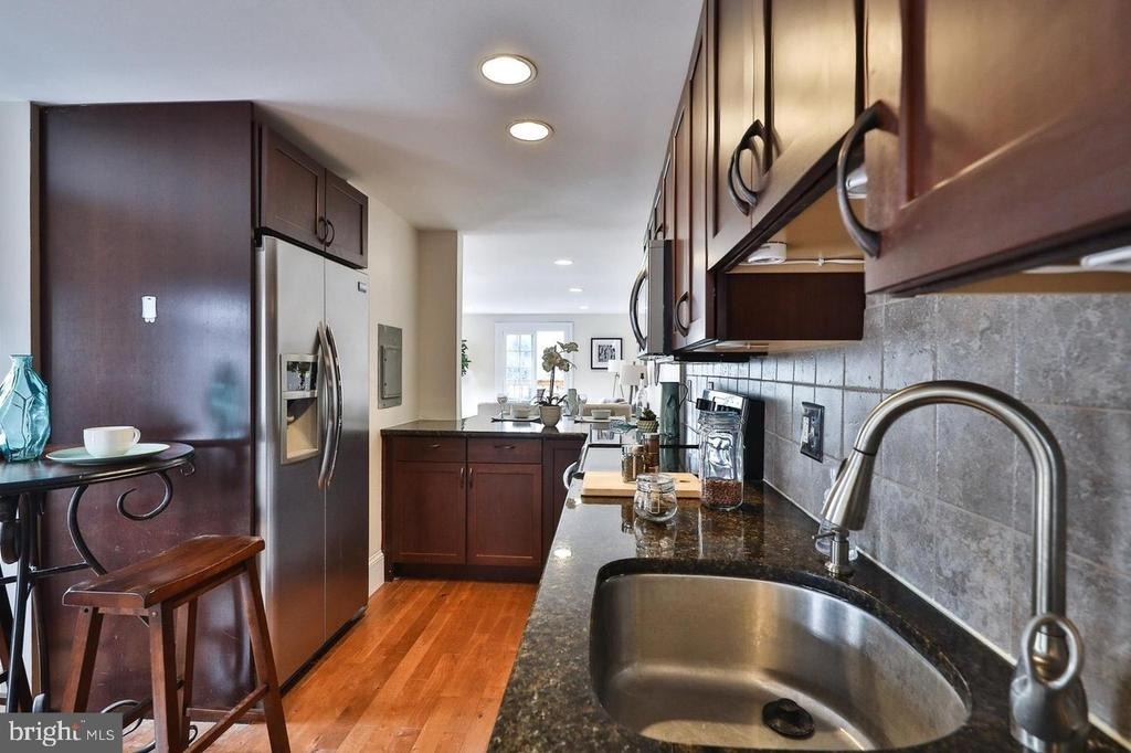 630 N 17th Street - Photo 4