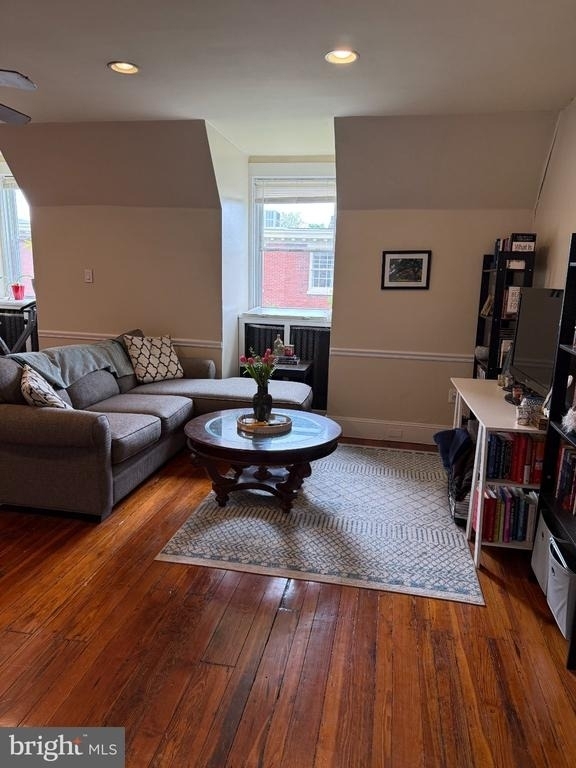 1723 Pine Street - Photo 7