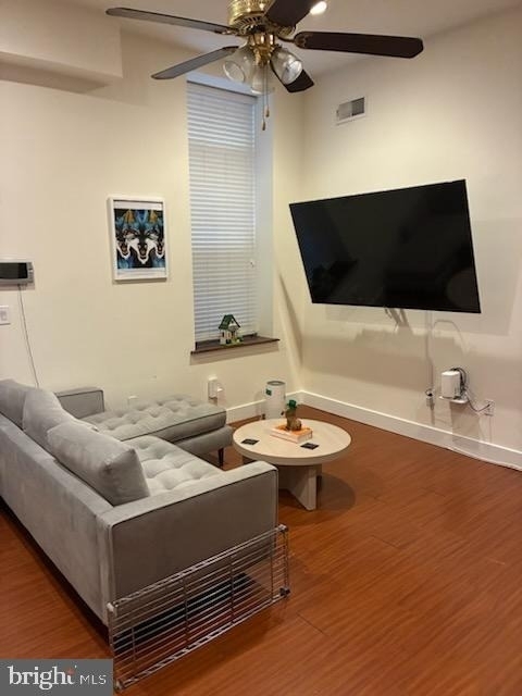 1206 Walnut Street - Photo 4