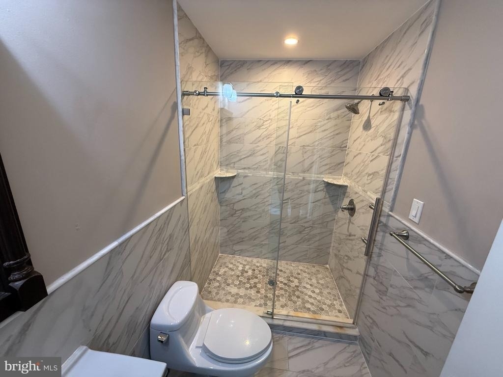 2226 Dickinson Street - Photo 8