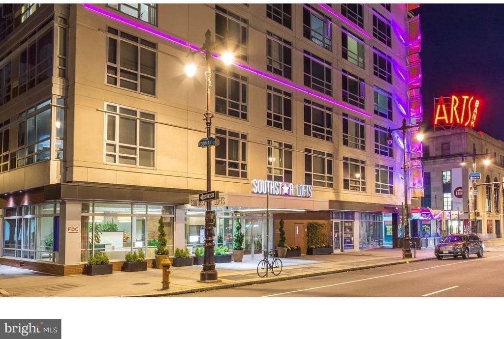 521 S Broad Street - Photo 0
