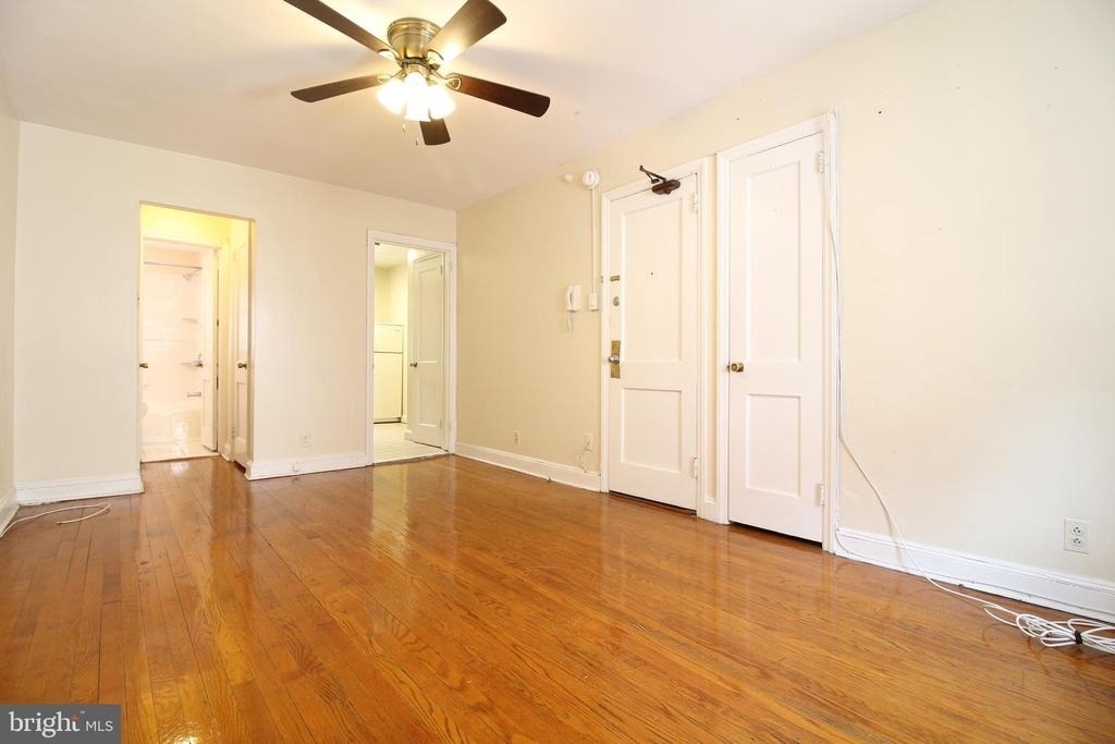 1612 Pine - Photo 1