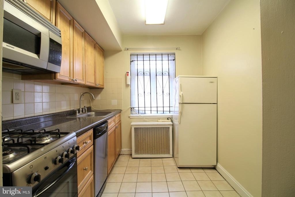 1612 Pine - Photo 6
