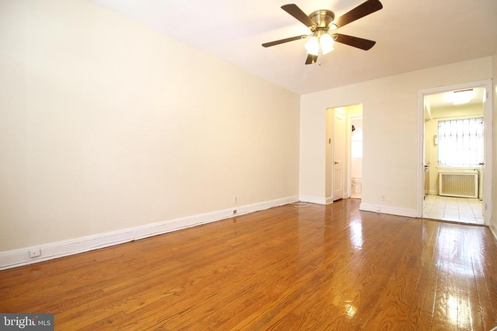 1612 Pine - Photo 2