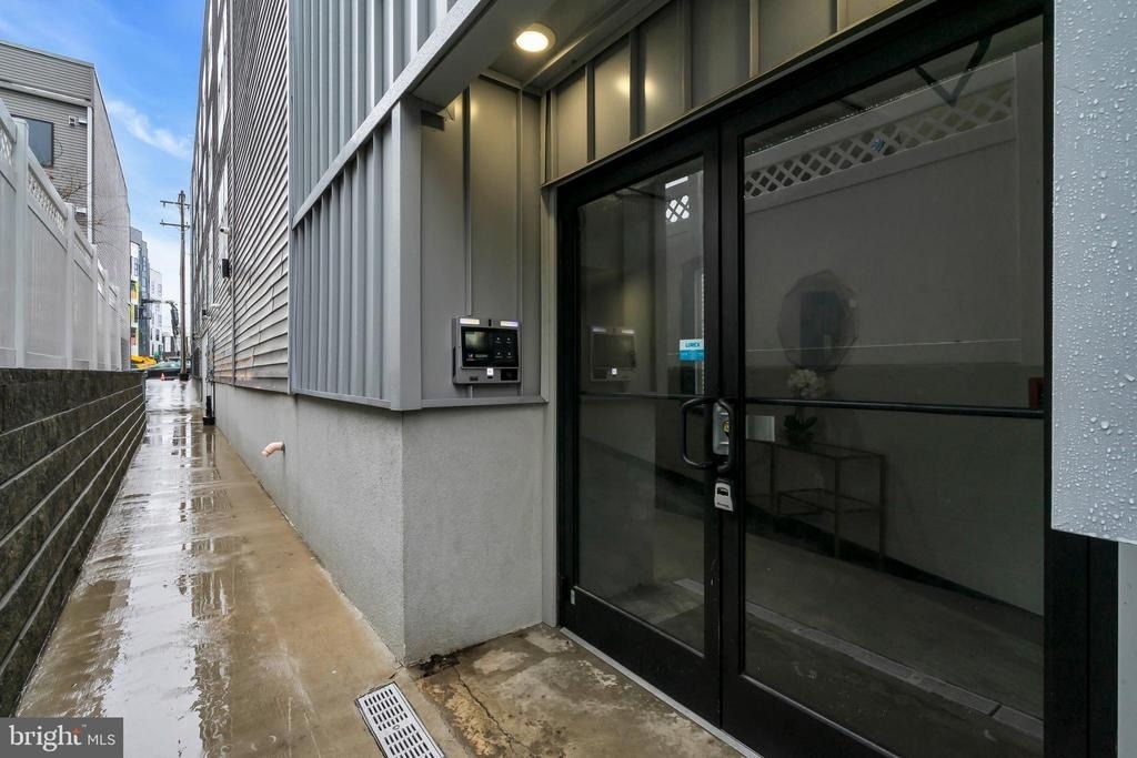 330 Cecil B Moore Avenue - Photo 16