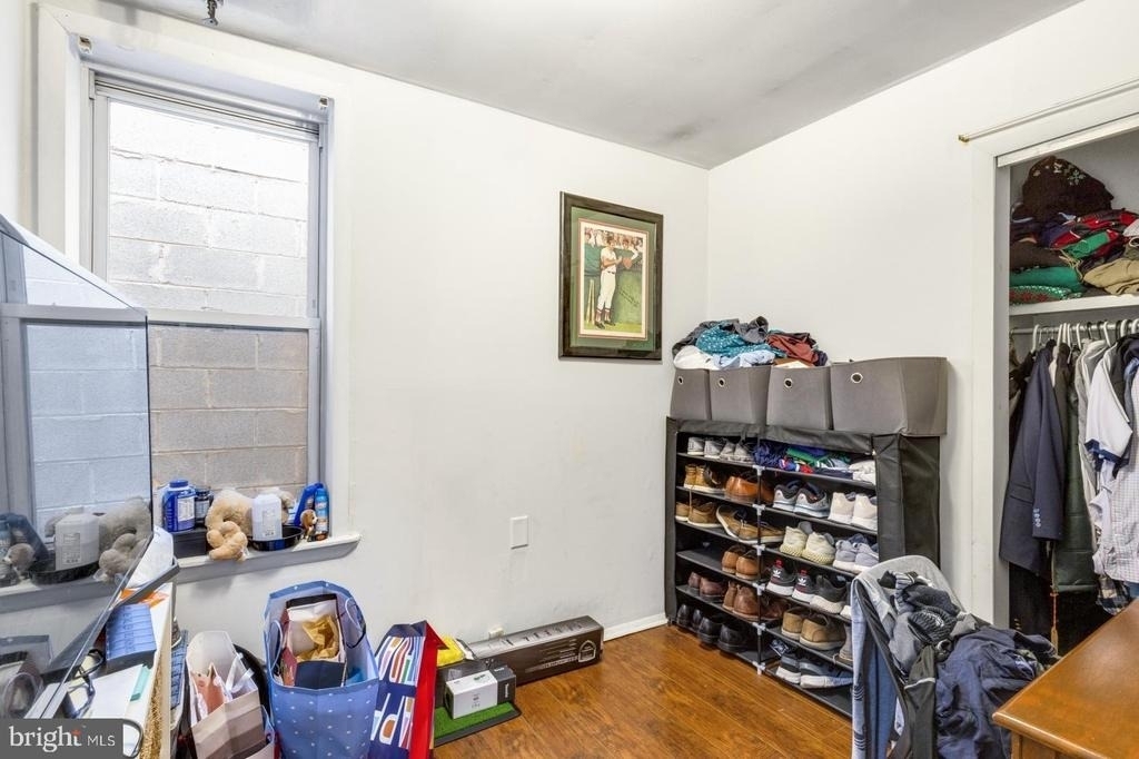 238 W Girard Avenue - Photo 8
