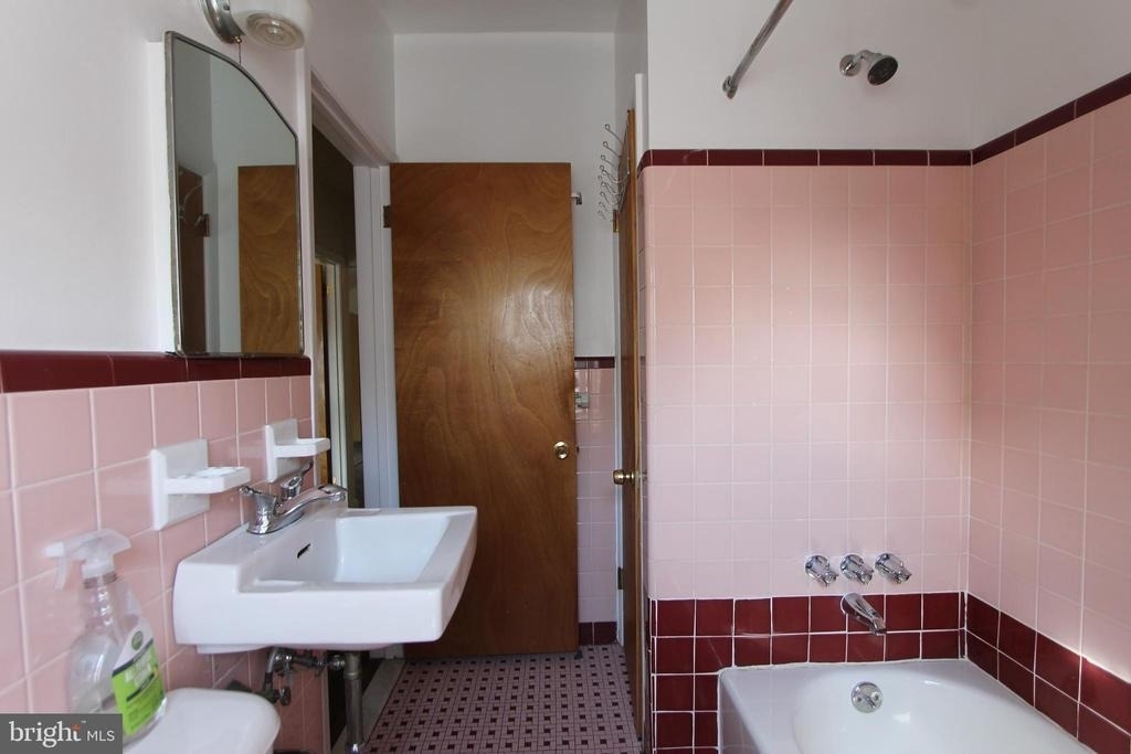 7174 Germantown Avenue - Photo 21