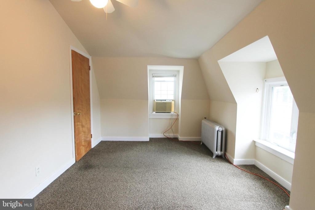 7174 Germantown Avenue - Photo 6