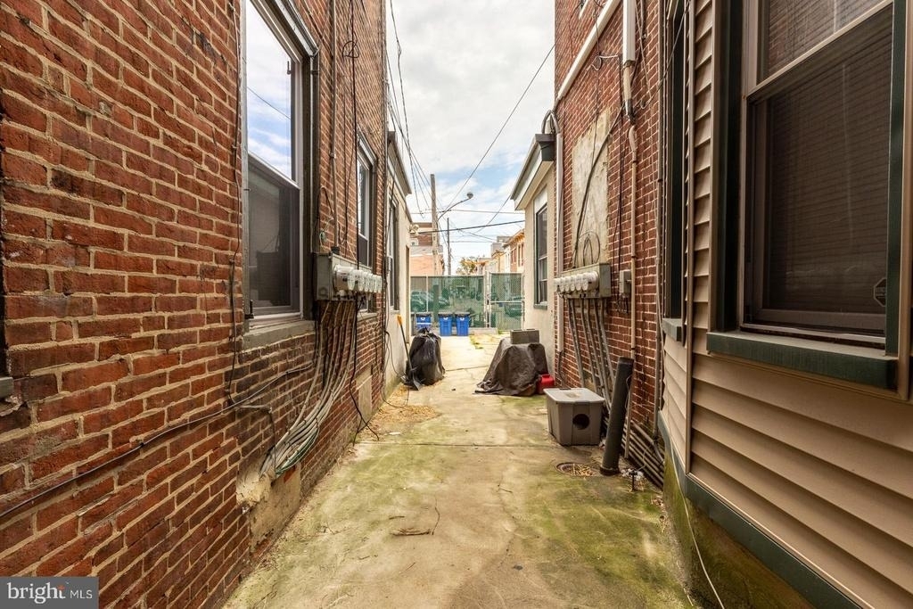 129 W Susquehanna Avenue - Photo 11