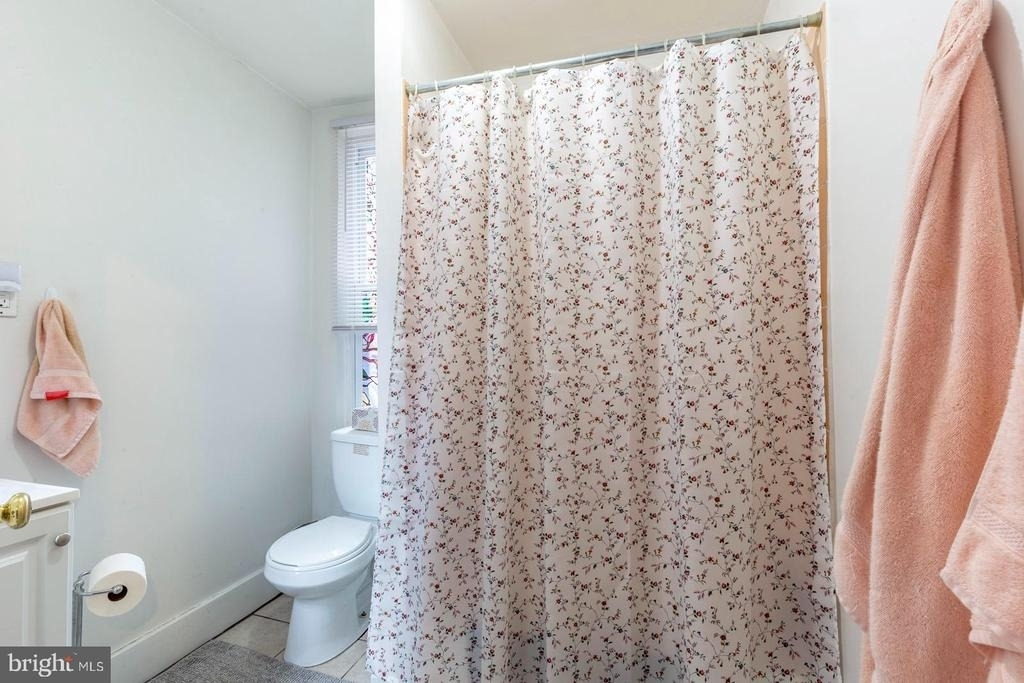 129 W Susquehanna Avenue - Photo 6