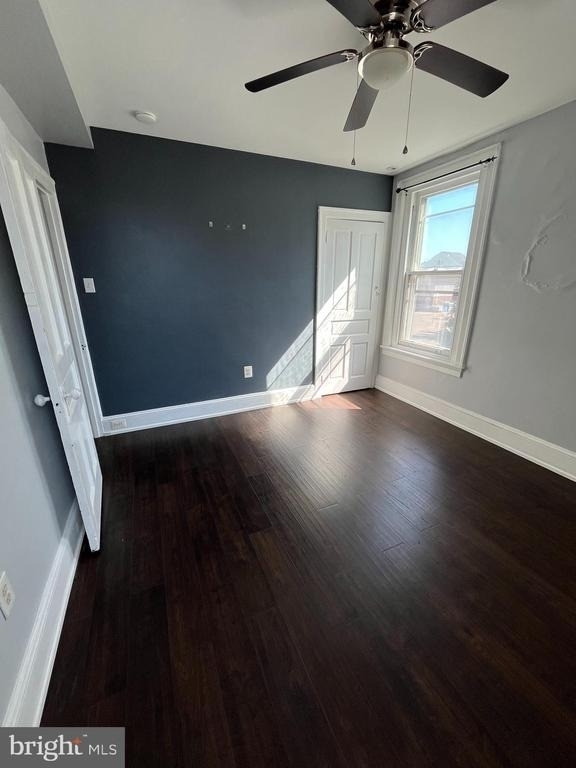 5547 Ridge Avenue - Photo 35