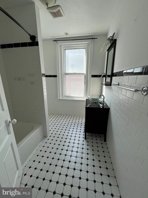 5547 Ridge Avenue - Photo 39
