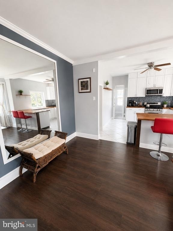 5547 Ridge Avenue - Photo 6