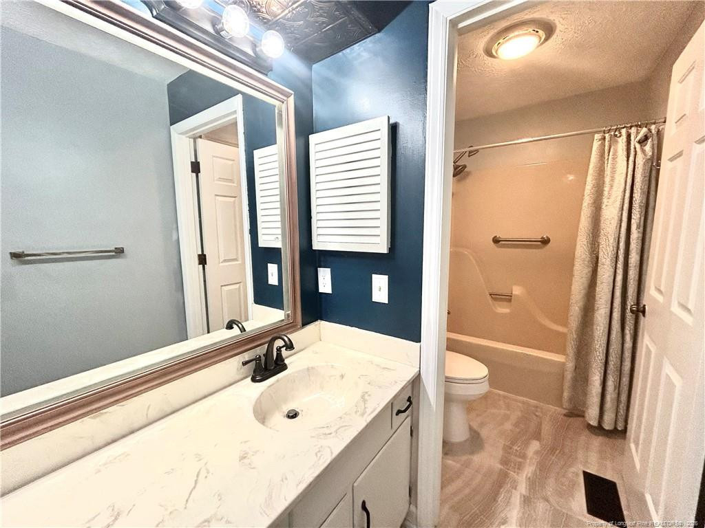 1963 Wedgewood Drive - Photo 12