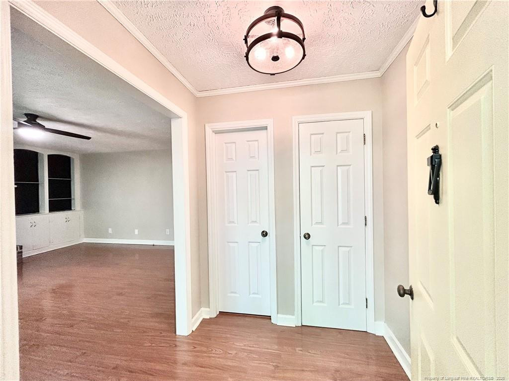 1963 Wedgewood Drive - Photo 9