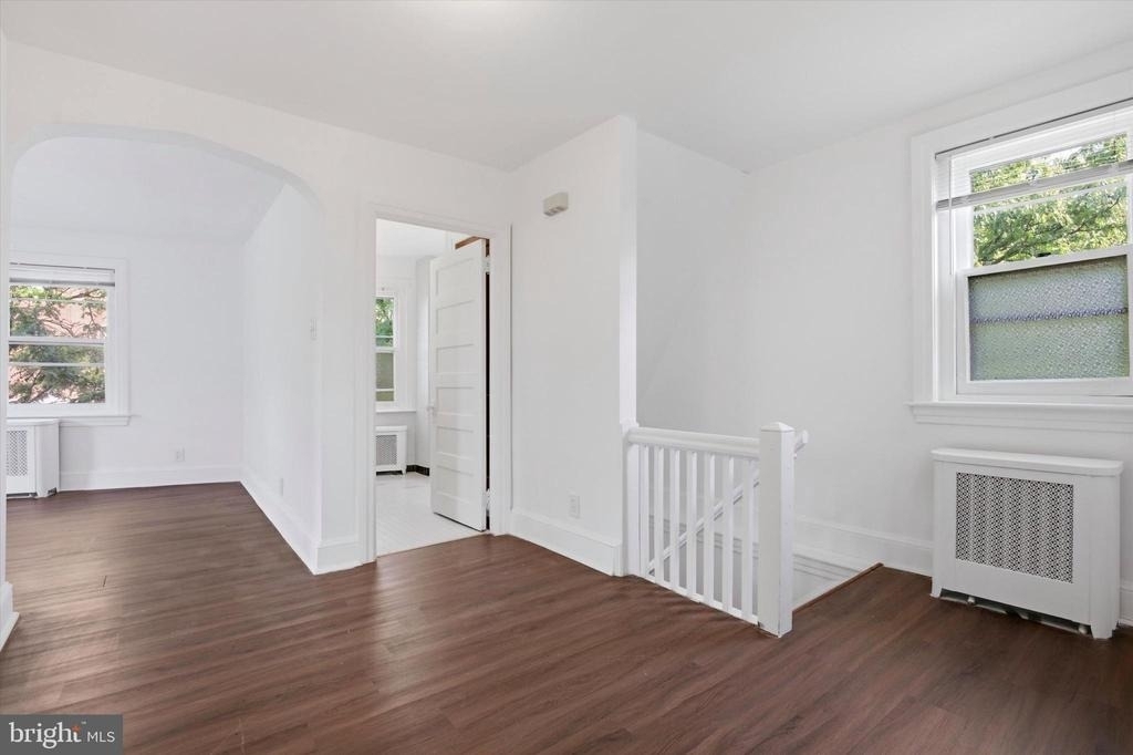 206 N Charlotte Street - Photo 6