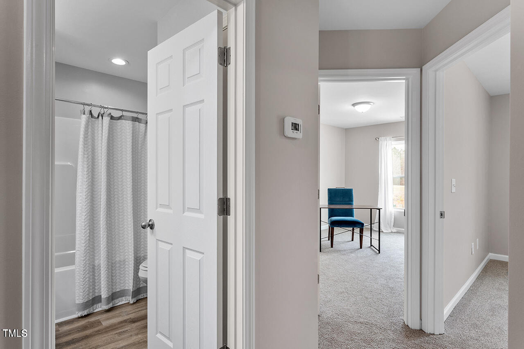 878 John Street - Photo 3