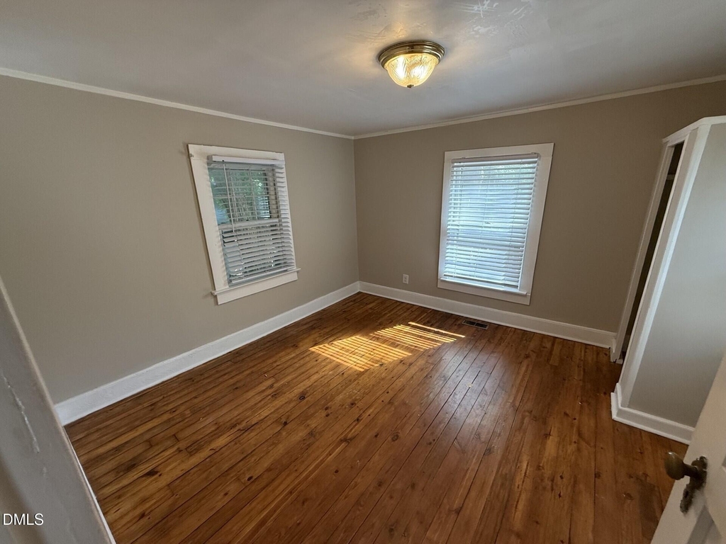 1617 Sunrise Avenue - Photo 6