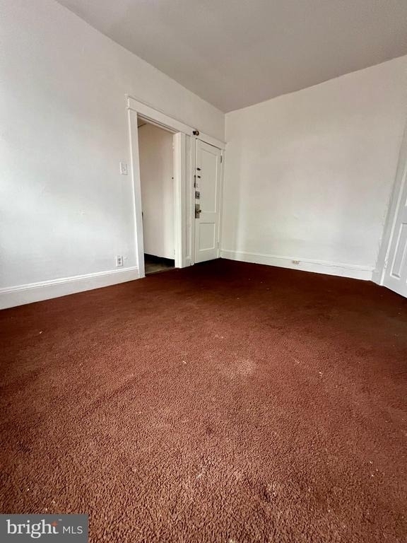 1001 Clifton Avenue - Photo 2