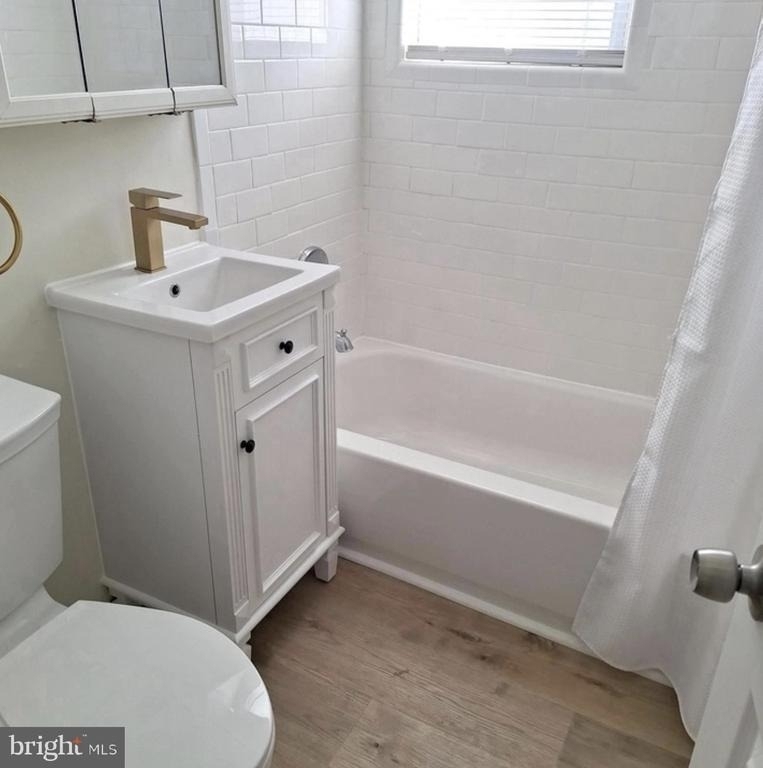 403 Trenton Court - Photo 9