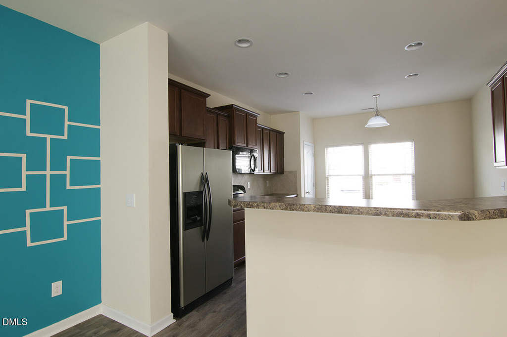 705 Keystone Park Drive - Photo 5