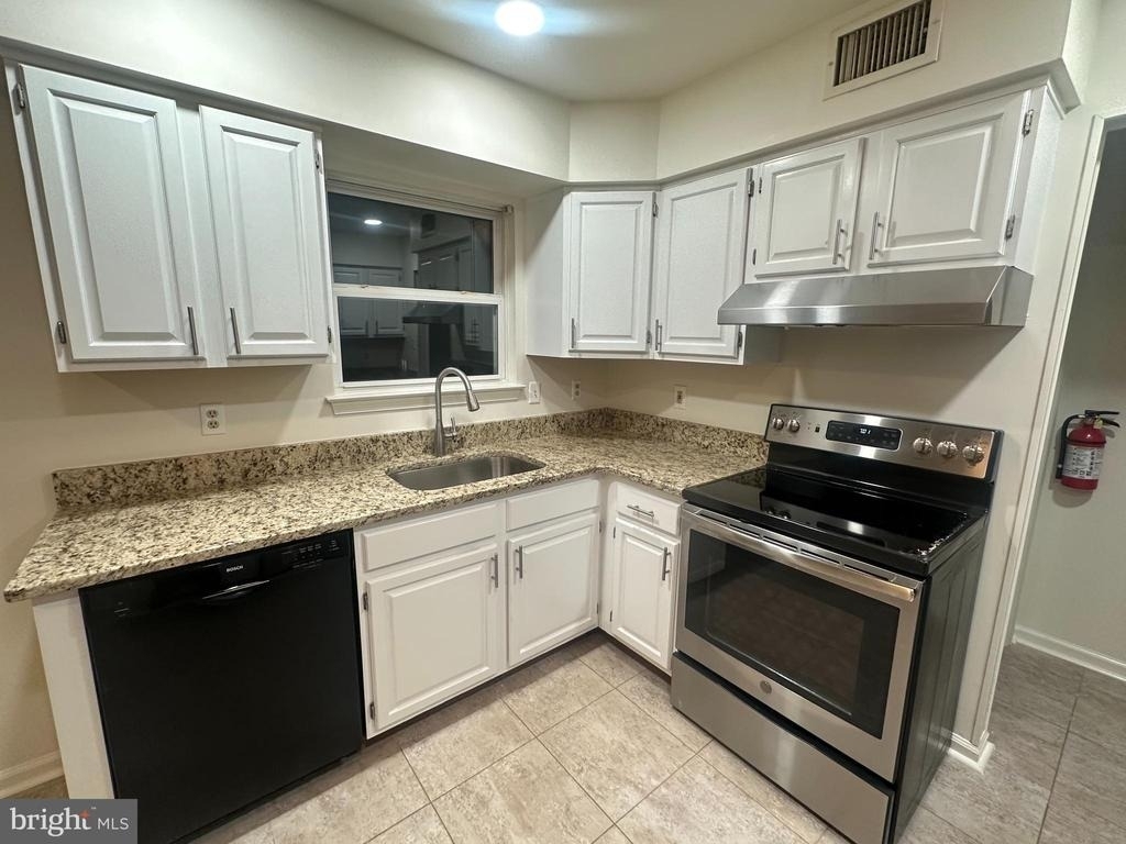 39 Innisbrook Lane - Photo 2