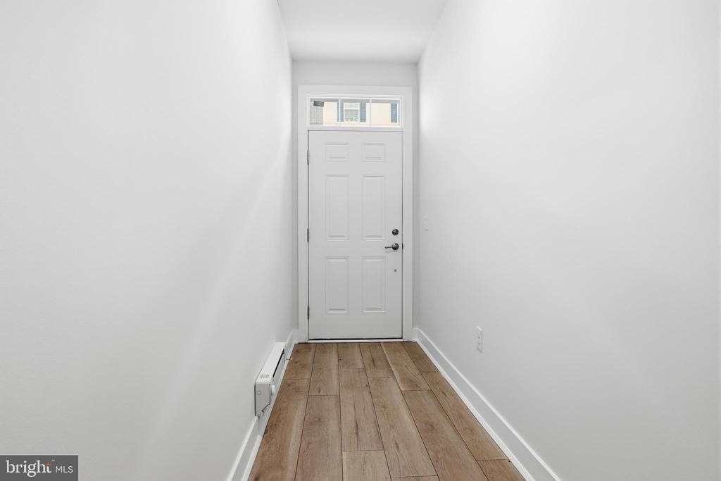 114 King Street - Photo 2