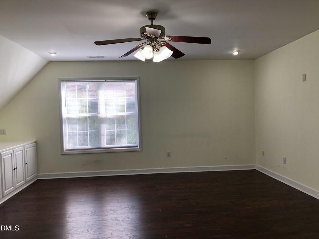 814 Bristol Blue Street - Photo 22
