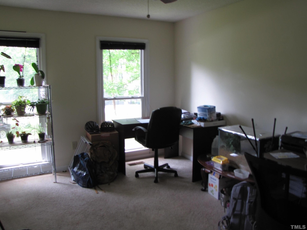 603 E Hammond Street - Photo 6