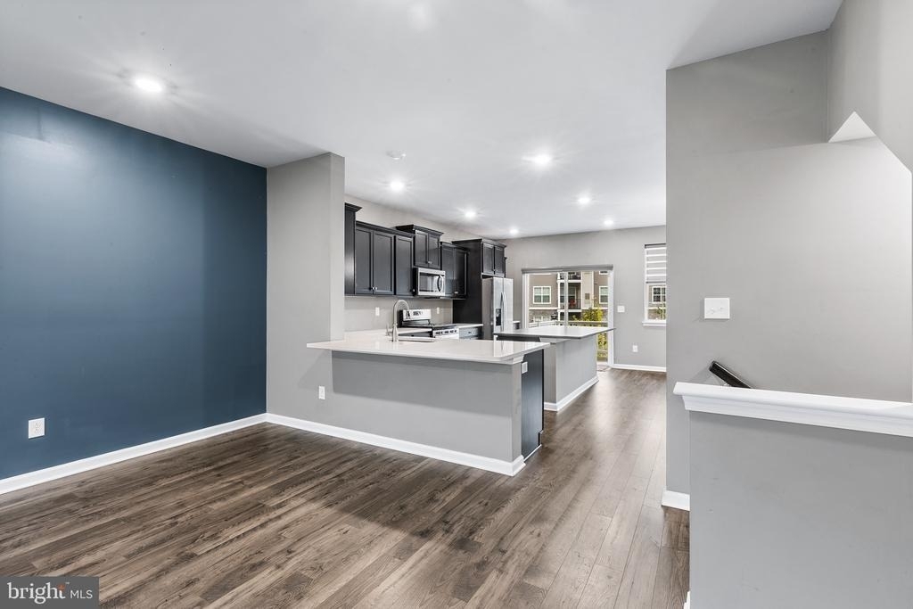 62 Rome Way - Photo 3