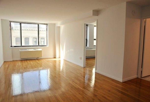 121 Reade Street, Unit 11phh - Photo 0