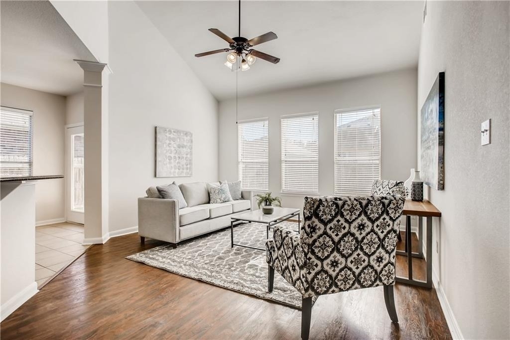 220 Stone Crest Blvd - Photo 1
