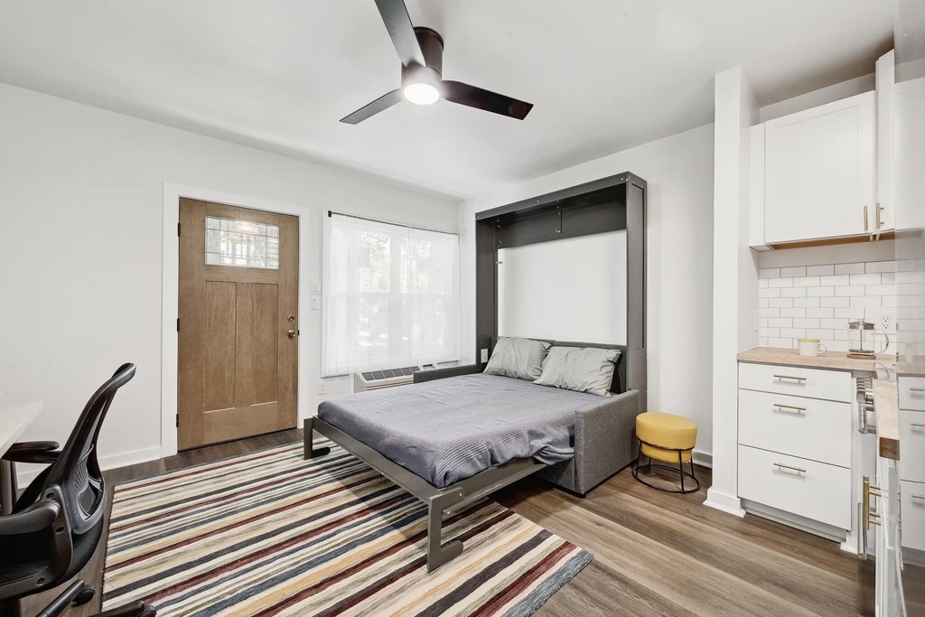 2802 Whitis Ave - Photo 3