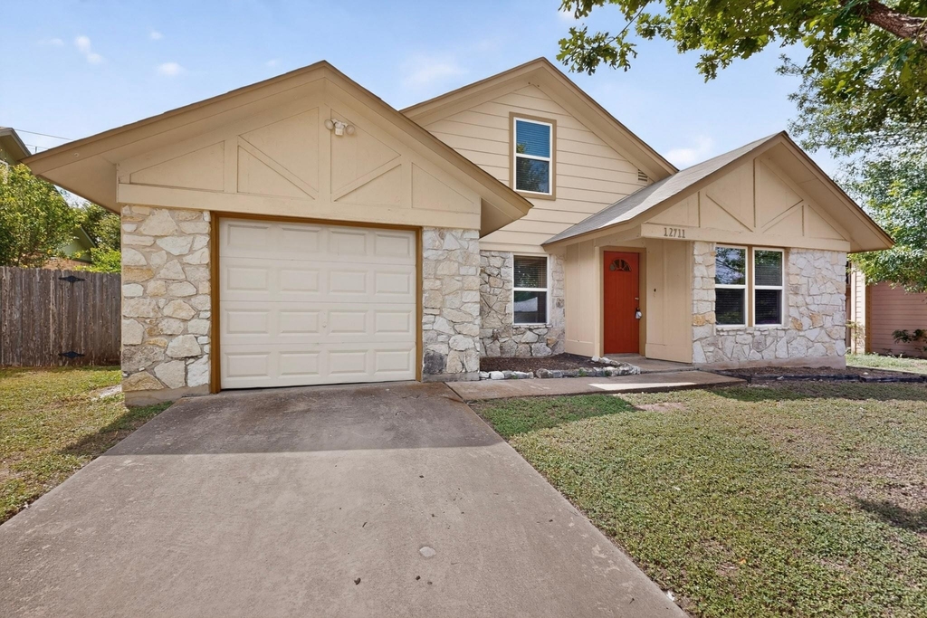12711 Rampart St - Photo 0
