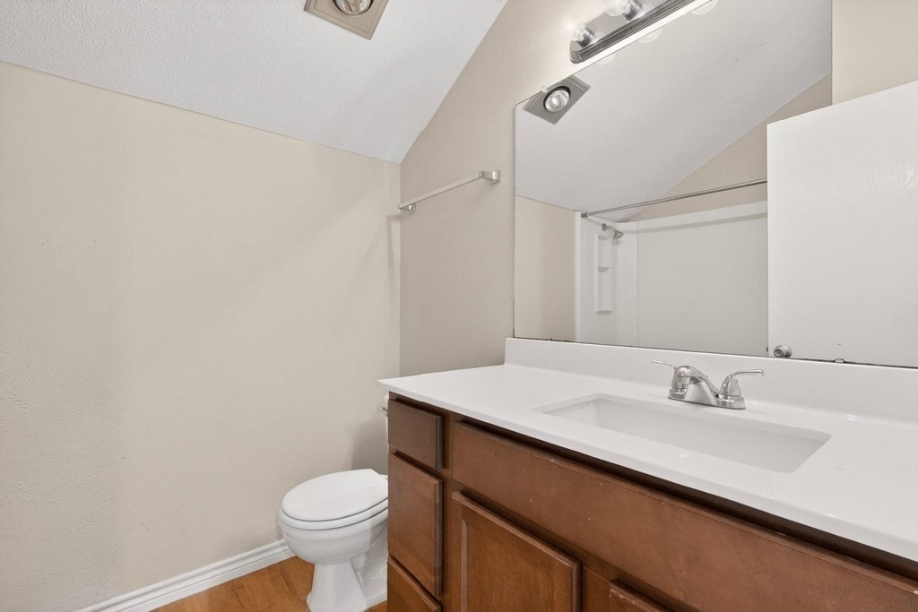 12711 Rampart St - Photo 33