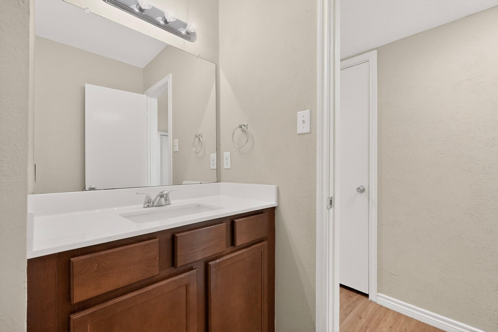 12711 Rampart St - Photo 17
